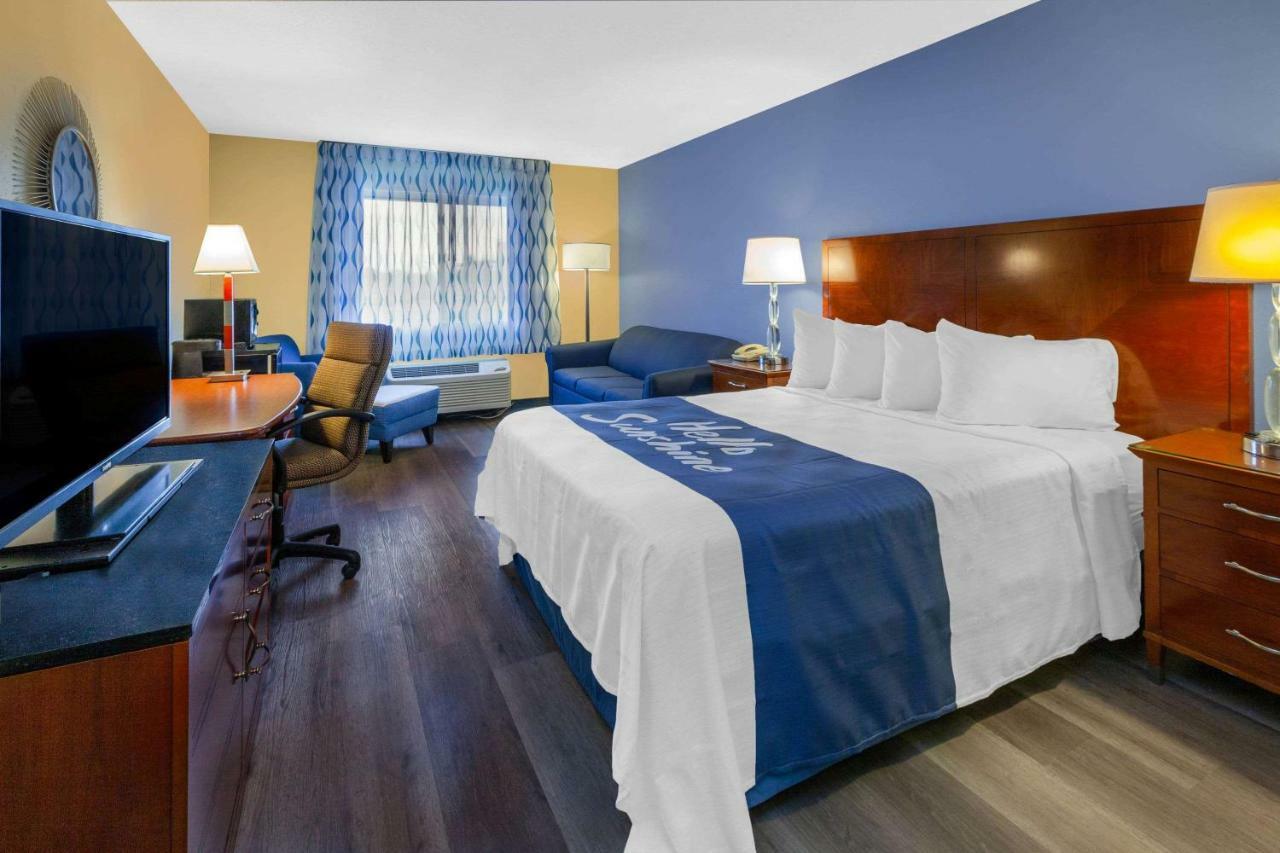 Days Inn By Wyndham Milan Sandusky South Esterno foto
